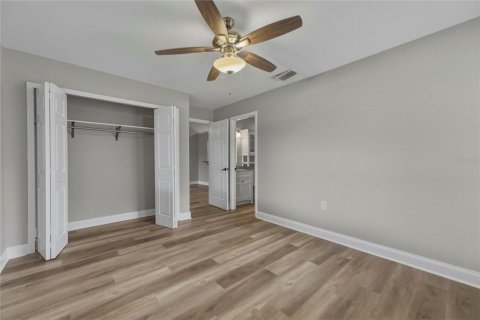 Townhouse in Titusville, Florida 3 bedrooms, 95.69 sq.m. № 2157529 - photo 24