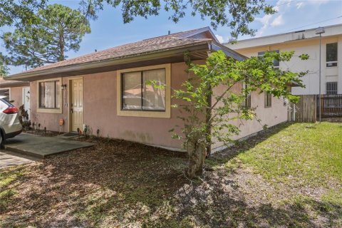Townhouse in Titusville, Florida 3 bedrooms, 95.69 sq.m. № 2157529 - photo 7