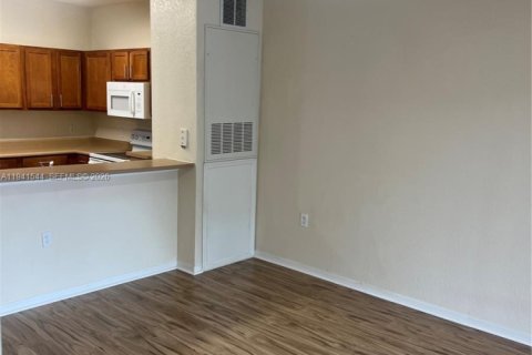 Copropriété à louer à Orlando, Floride: 1 chambre № 1999478 - photo 11