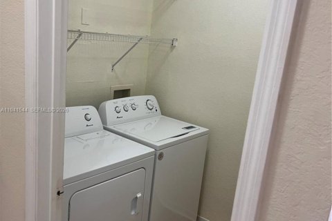 Copropriété à louer à Orlando, Floride: 1 chambre № 1999478 - photo 10