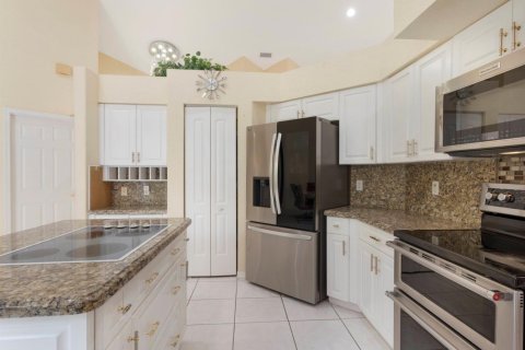 Villa ou maison à vendre à Boynton Beach, Floride: 3 chambres, 199.09 m2 № 2082211 - photo 8