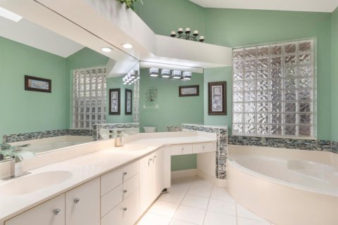 Villa ou maison à vendre à Boynton Beach, Floride: 3 chambres, 199.09 m2 № 2082211 - photo 16
