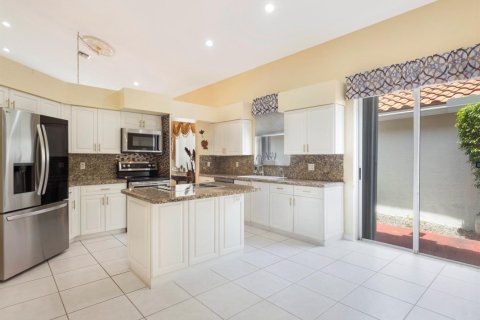 Villa ou maison à vendre à Boynton Beach, Floride: 3 chambres, 199.09 m2 № 2082211 - photo 7