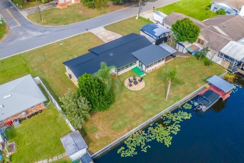 Villa ou maison à vendre à Tavares, Floride: 2 chambres, 129.13 m2 № 2419553 - photo 17