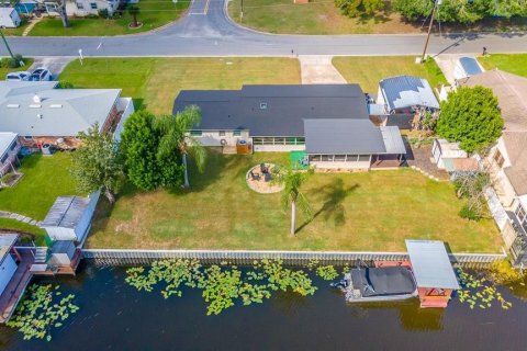 Villa ou maison à vendre à Tavares, Floride: 2 chambres, 129.13 m2 № 2419553 - photo 18