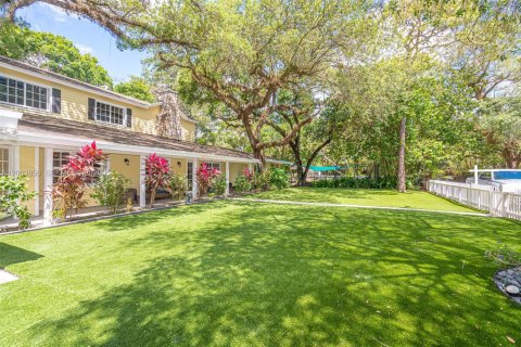 House in Fort Lauderdale, Florida 7 bedrooms, 536.51 sq.m. № 2068659 - photo 3