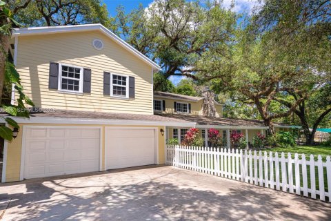 House in Fort Lauderdale, Florida 7 bedrooms, 536.51 sq.m. № 2068659 - photo 2