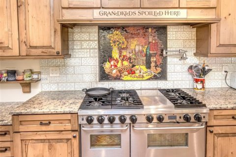 House in Fort Lauderdale, Florida 7 bedrooms, 536.51 sq.m. № 2068659 - photo 21