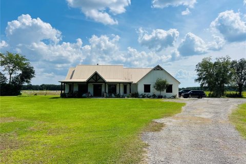 Купить виллу или дом в Буннелл, Флорида 6 комнат, 268.95м2, № 1900236 - фото 3