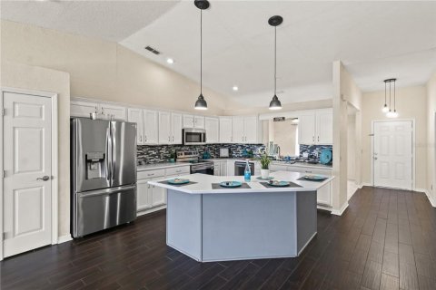 House in Lakeland, Florida 3 bedrooms, 182.09 sq.m. № 2195943 - photo 20