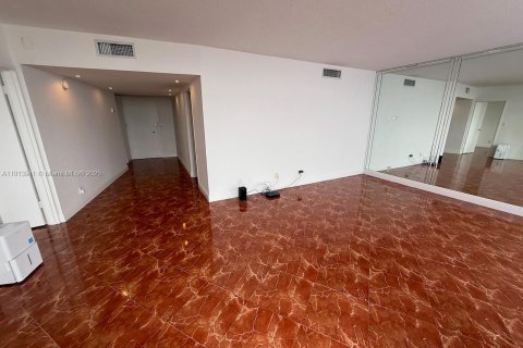 Copropriété à louer à Miami Beach, Floride: 1 chambre, 85.47 m2 № 2061683 - photo 10