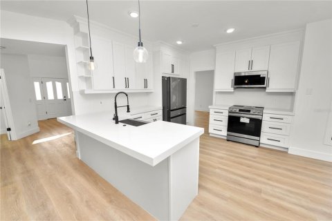 Villa ou maison à vendre à Plant City, Floride: 4 chambres, 281.68 m2 № 1562095 - photo 12