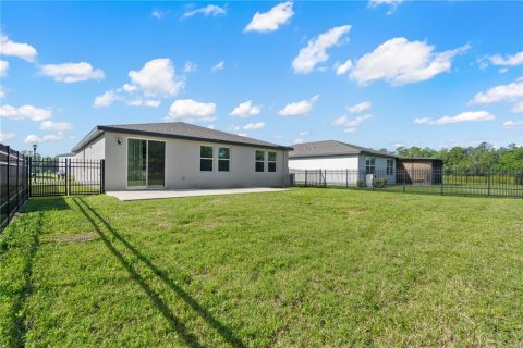 Casa en venta en Zephyrhills, Florida, 3 dormitorios, 139.91 m2 № 1858020 - foto 30