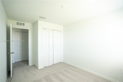 Casa en venta en Fort Myers, Florida, 3 dormitorios № 1807052 - foto 15