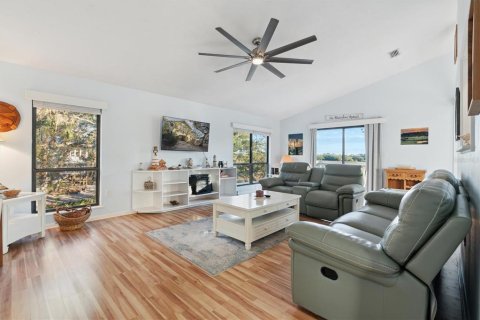 Casa en venta en Cedar Key, Florida, 2 dormitorios, 117.24 m2 № 1537322 - foto 10