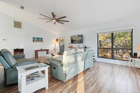 Casa en venta en Cedar Key, Florida, 2 dormitorios, 117.24 m2 № 1537322 - foto 13