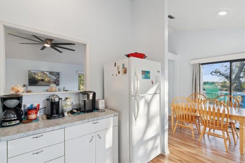 Casa en venta en Cedar Key, Florida, 2 dormitorios, 117.24 m2 № 1537322 - foto 19