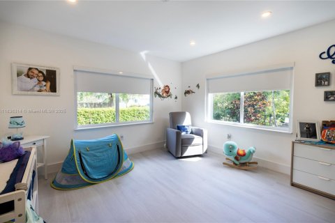 Casa en venta en Miami Springs, Florida, 4 dormitorios, 225.57 m2 № 1819958 - foto 12