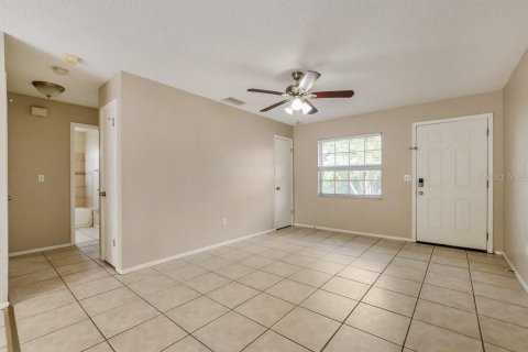 Casa en alquiler en Deltona, Florida, 3 dormitorios, 104.05 m2 № 2100061 - foto 3