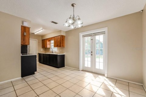 Casa en alquiler en Deltona, Florida, 3 dormitorios, 104.05 m2 № 2100061 - foto 6