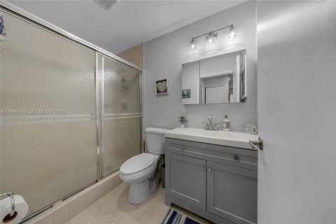Купить кондоминиум в Делрей-Бич, Флорида 2 спальни, 123.75м2, № 2244295 - фото 25