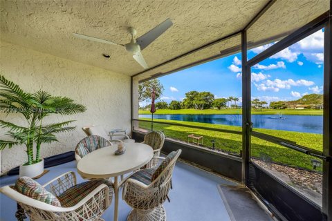Condo in Delray Beach, Florida, 2 bedrooms  № 2244295