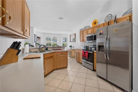 House in Palm Coast, Florida 3 bedrooms, 152.27 sq.m. № 2390962 - photo 7