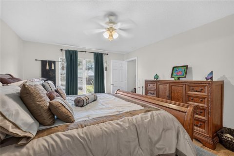 House in Palm Coast, Florida 3 bedrooms, 152.27 sq.m. № 2390962 - photo 10