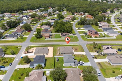 House in Kissimmee, Florida 4 bedrooms, 168.52 sq.m. № 1808009 - photo 29