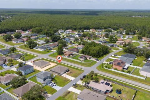House in Kissimmee, Florida 4 bedrooms, 168.52 sq.m. № 1808009 - photo 26