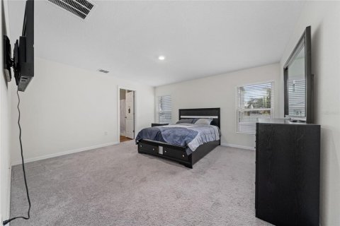 House in Kissimmee, Florida 4 bedrooms, 168.52 sq.m. № 1808009 - photo 18