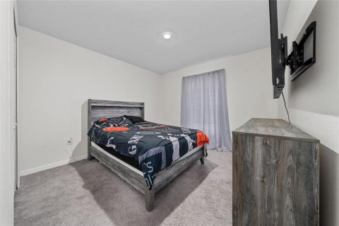 House in Kissimmee, Florida 4 bedrooms, 168.52 sq.m. № 1808009 - photo 19