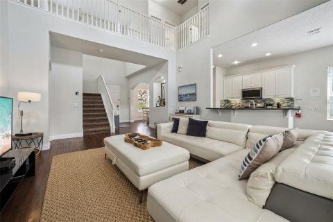 Villa ou maison à vendre à Kissimmee, Floride: 5 chambres, 230.12 m2 № 2221789 - photo 7