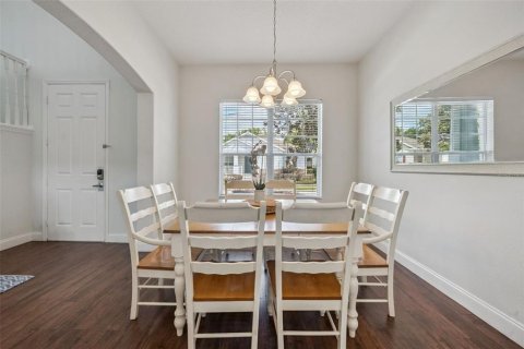 Villa ou maison à vendre à Kissimmee, Floride: 5 chambres, 230.12 m2 № 2221789 - photo 15