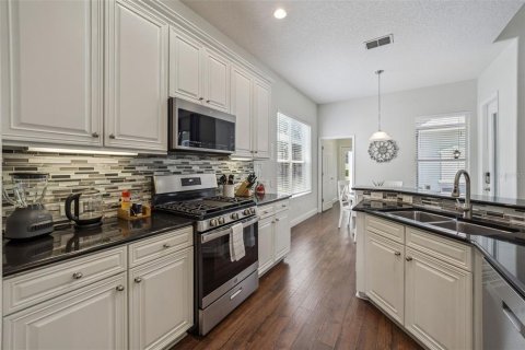 Villa ou maison à vendre à Kissimmee, Floride: 5 chambres, 230.12 m2 № 2221789 - photo 13