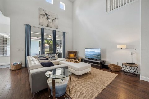 Villa ou maison à vendre à Kissimmee, Floride: 5 chambres, 230.12 m2 № 2221789 - photo 5