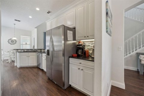 Villa ou maison à vendre à Kissimmee, Floride: 5 chambres, 230.12 m2 № 2221789 - photo 14