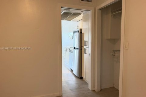 Copropriété à vendre à Miami Beach, Floride: 1 chambre, 36.7 m2 № 2257747 - photo 9