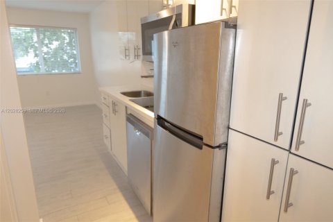 Copropriété à vendre à Miami Beach, Floride: 1 chambre, 36.7 m2 № 2257747 - photo 3