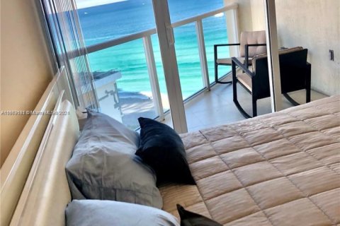 Condo in Sunny Isles Beach, Florida, 1 bedroom  № 2015221 - photo 20
