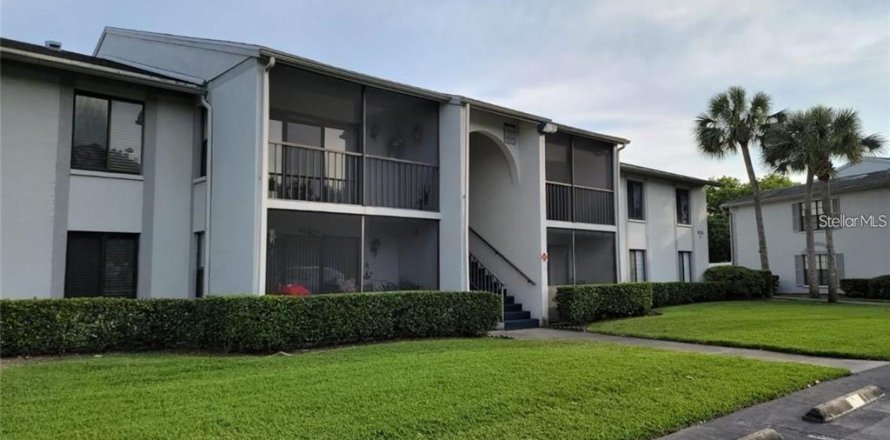 Condo à Sanford, Floride, 2 chambres № 2167664