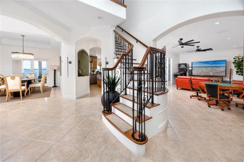 Casa en venta en Saint Petersburg, Florida, 4 dormitorios, 387.22 m2 № 1622590 - foto 9