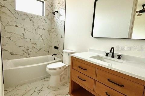 Casa en alquiler en Rotonda, Florida, 3 dormitorios, 208.1 m2 № 1673406 - foto 28