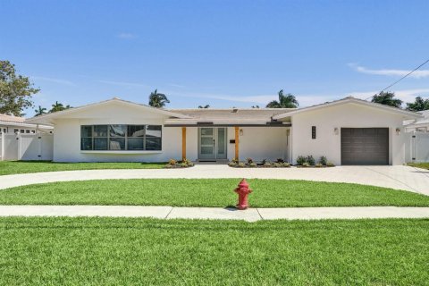 House in Fort Lauderdale, Florida 2 bedrooms, 162.86 sq.m. № 2392768 - photo 16