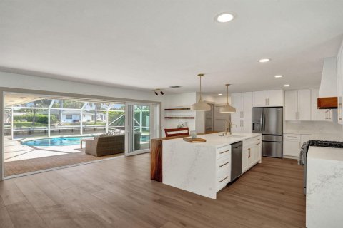 House in Fort Lauderdale, Florida 2 bedrooms, 162.86 sq.m. № 2392768 - photo 10