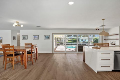 House in Fort Lauderdale, Florida 2 bedrooms, 162.86 sq.m. № 2392768 - photo 26