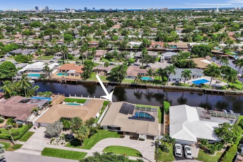 House in Fort Lauderdale, Florida 2 bedrooms, 162.86 sq.m. № 2392768 - photo 14