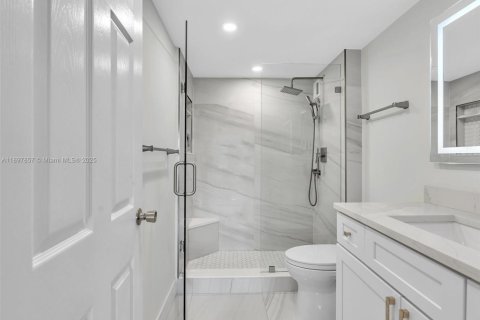 Condominio en venta en Pompano Beach, Florida, 3 dormitorios, 157.93 m2 № 1952375 - foto 15