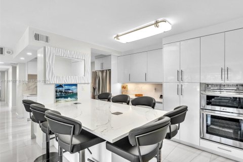 Condominio en venta en Pompano Beach, Florida, 3 dormitorios, 157.93 m2 № 1952375 - foto 8