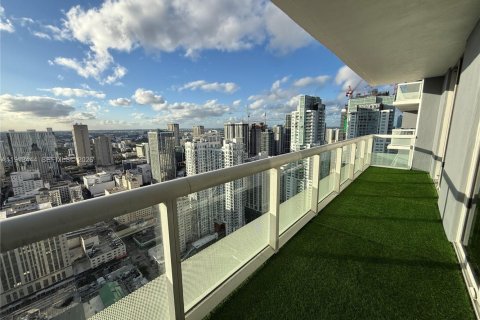 Купить кондоминиум в Майами, Флорида 1 спальня, 65.03м2, № 1970973 - фото 20